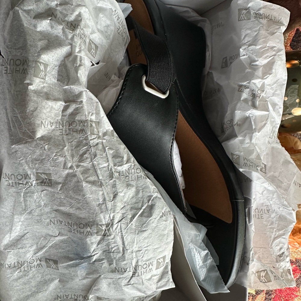 White mountain wedge sandal